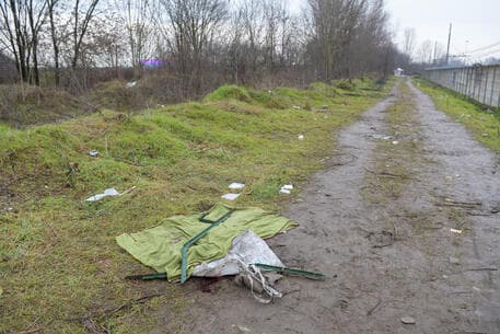 Heavy Snow Disrupts Traffic at Vienna Airport