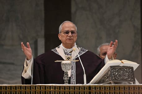 Pope to visit Lampedusa, Pompei, Assisi this year