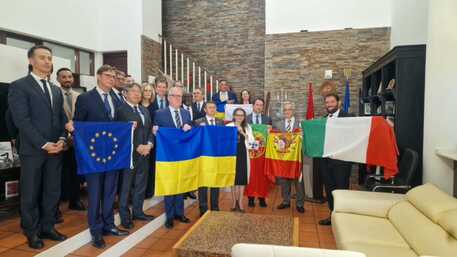 Embassy in Luanda participates in ceremony for Ukraine