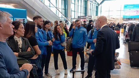 Charter flight with 127 Italians from Dubai and Oman departs from Muscat to Italy