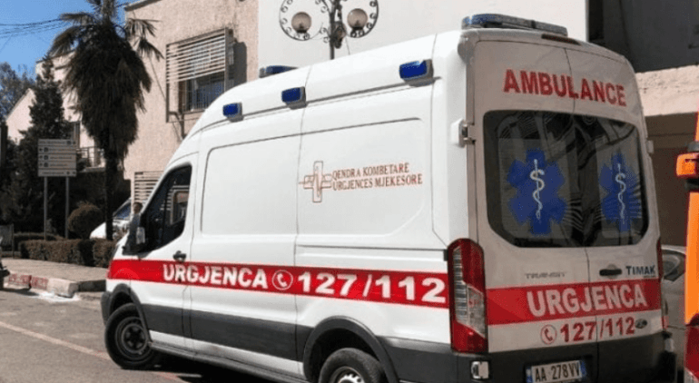 49-year-old man injured after falling from roof in Shkodër