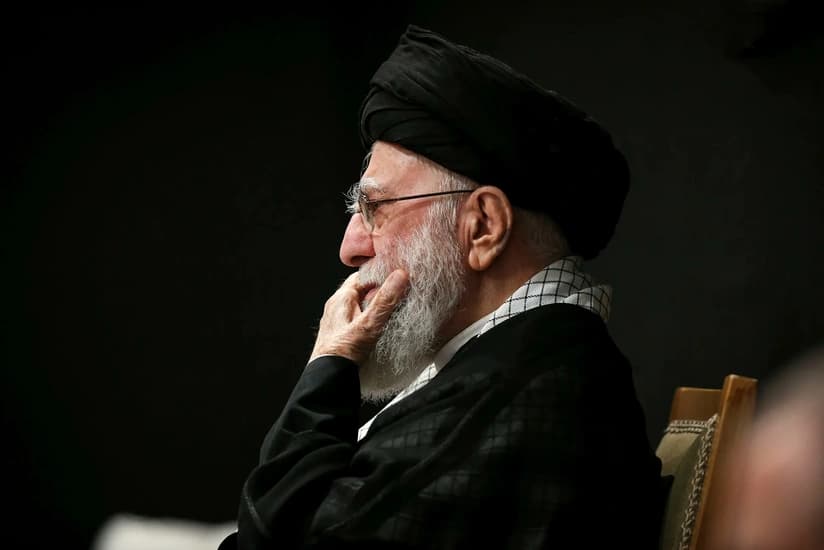 Irani konfirmon vdekjen e Khameneit, çfarë ndodh në Teheran pas eliminimit të Ajatollahut