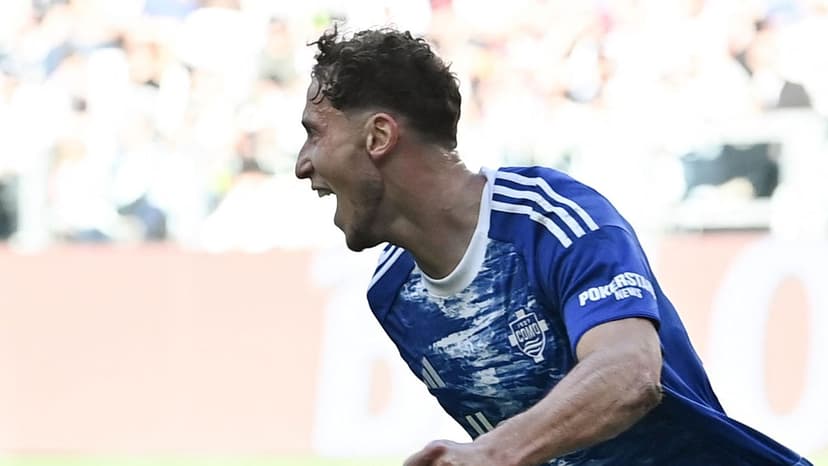 I shënoi Juventusit dhe shkoi të përfaqonte trajnerin, Vojvoda flet për festën