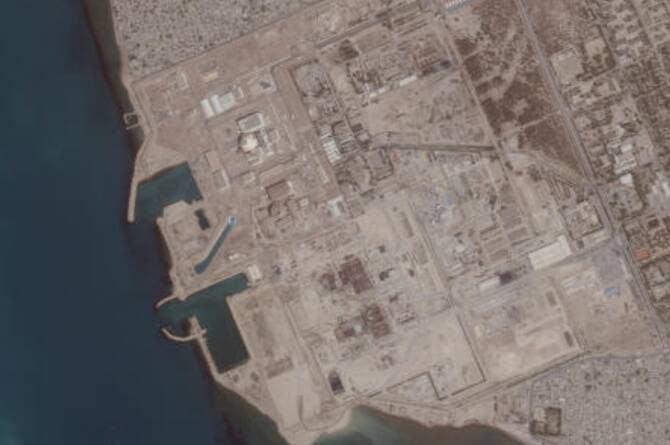 Russia halts work at Bushehr nuclear power plant due to attacks on Iran