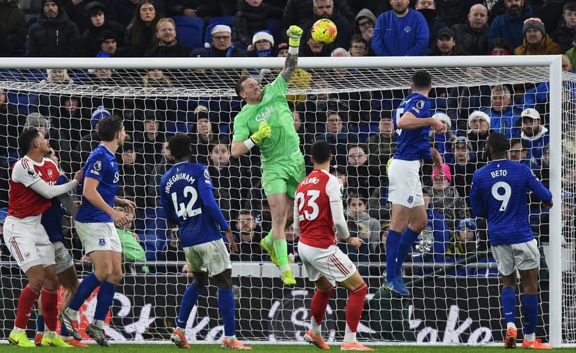 Everton celebrated against Burnley, Petrović kept a clean sheet, Sunderland better than Leeds