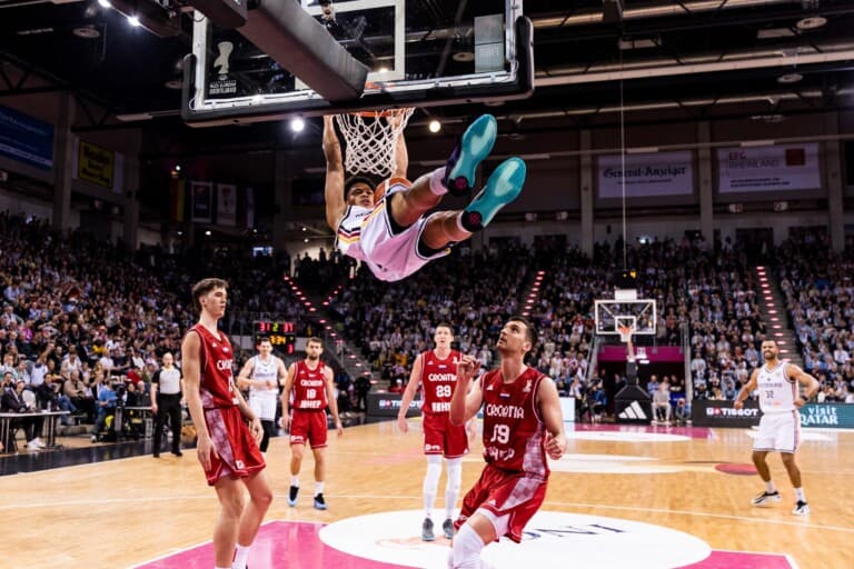 Hrvatska prokockala 15 poena razlike protiv svjetskog i evropskog šampiona
