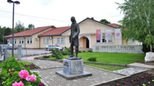 Pobunjeni univerzitet Initiative Calls for EU Protection of Priština University Students