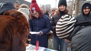 Students in Blockade Create Email List for Notifications