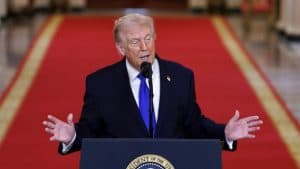 „Političko ujedinjenje ostaje nemoguć san“: Šta je Tramp sve pokazao svojim govorom o stanju nacije?