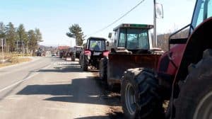 Citizens Support Farmers Arrested at Blockade in Šabac