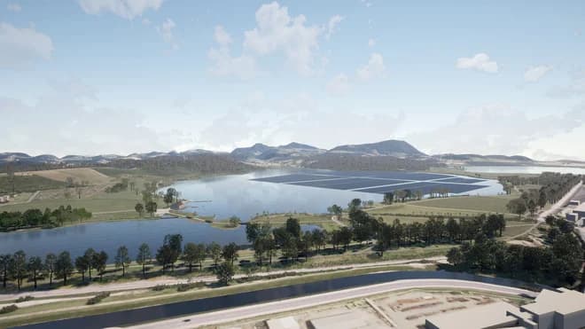 Šoštanj Mayor Signs Agreement for Floating Solar Power Plant, Sparks Outrage