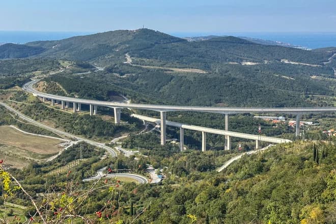 How the second track was built (VIDEO)