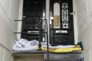 More homeless Europeans in Amsterdam are helped to go back