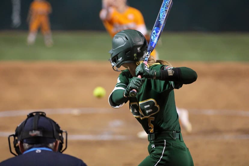 Karlyn Pickens Leads No. 1 Tennessee Softball to Victories at Green and Gold Classic