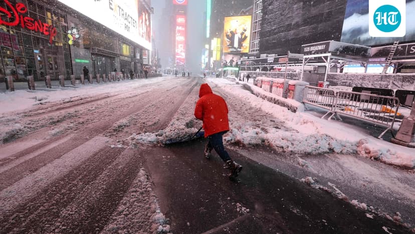 Snjórinn verulegur og mjög fáir á ferli