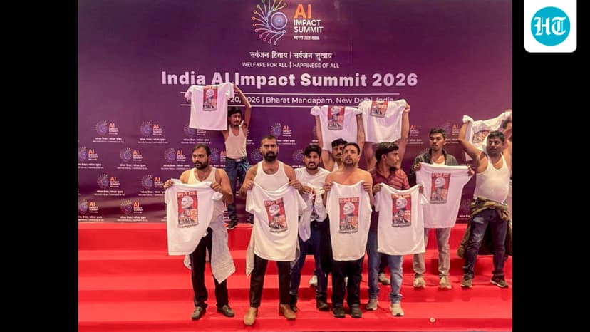 Parliament committee votes to condemn shirtless protest by Youth Congress