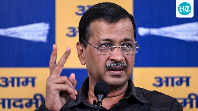 Congress Attacks Kejriwal with 'Lion' Meme, Kejriwal Responds with 'Vadra'