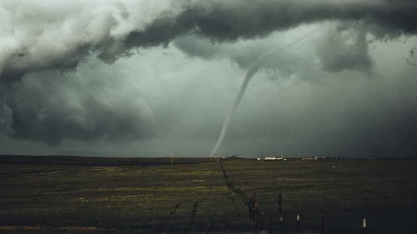 Tornado strikes Three Rivers, Michigan, causing damage
