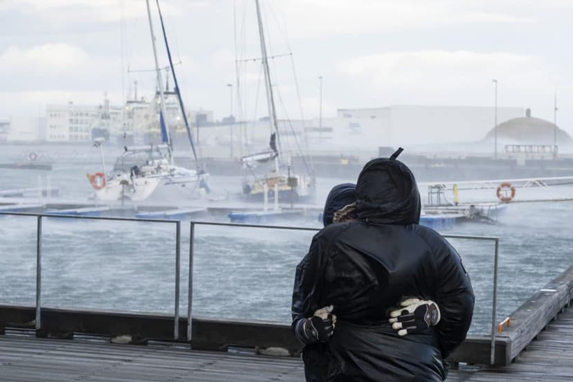 Strong Winds and Sleet Predicted for Eastern Iceland