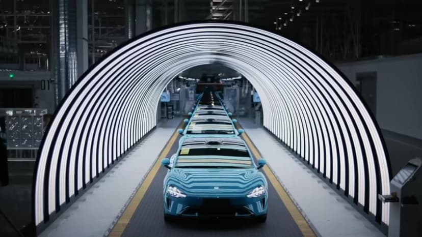 Xiaomi to Review Electric Car Safety After Fatal Accidents