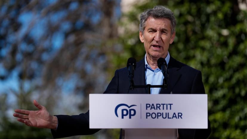Spanish PP Seeks Pact with Vox for Regional Investitures and Budgets