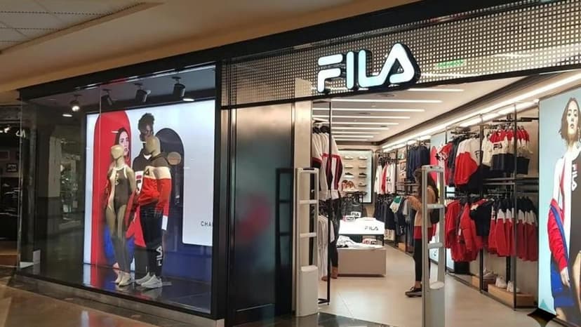 Fila Orbit Low at 40%: blazer and jeans in a winning combo