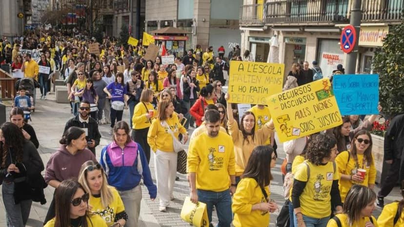 Catalan Education Department Proposes Salary Increase, Unions Reject It