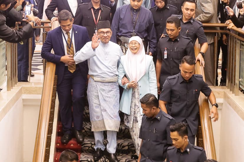 PM Anwar Ibrahim celebrates 46th wedding anniversary with tribute to Dr Wan Azizah