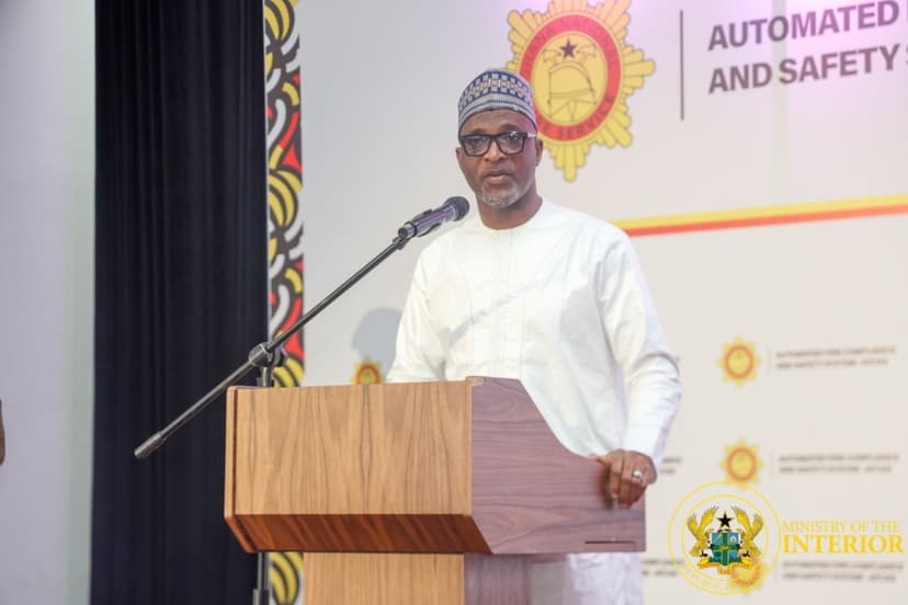 Interior Minister launches medicinal cannabis licensing, introduces off-taker requirement