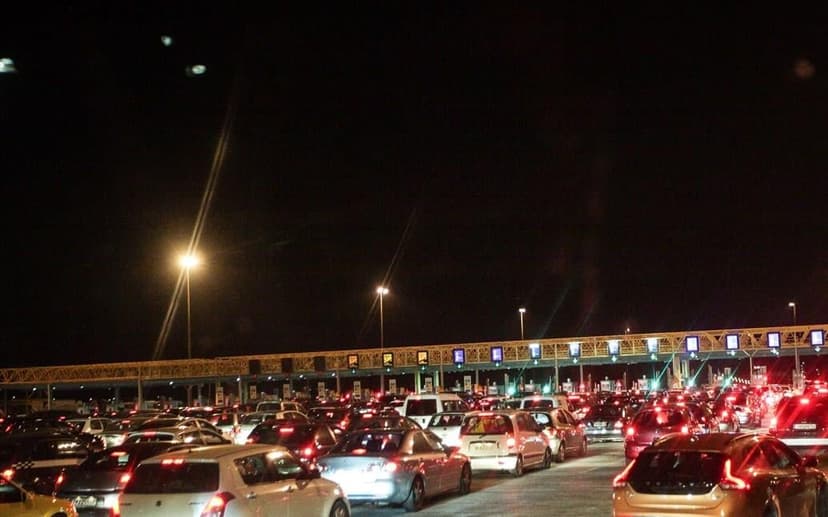 Traffic increases as holidaymakers return from Clean Monday long weekend in Greece