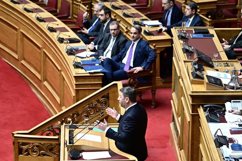 PASOK Leader Criticizes Government Over High Energy Costs