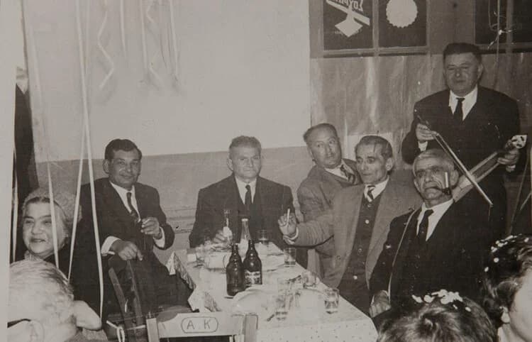 Pontic Greeks' Carnival Farewell Traditions Detailed