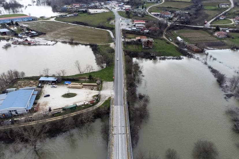 Evros Region in Greece on Red Alert as River Overflows, Causing Widespread Damage