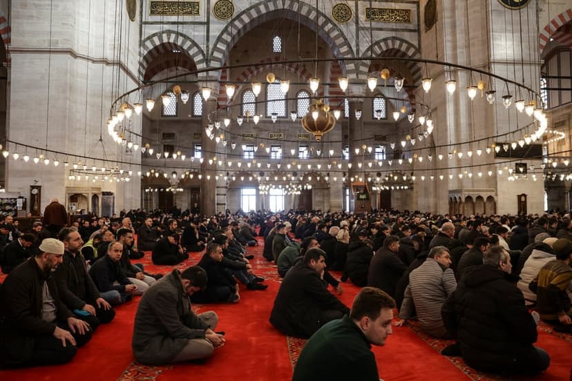 Turkey Debates Religious Events in Schools During Ramadan