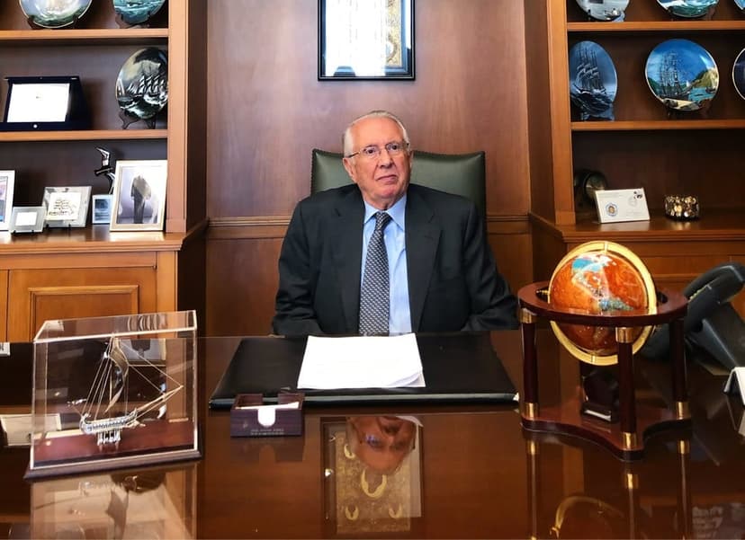 Nikos Katradis Honored with Entrepreneurship Award