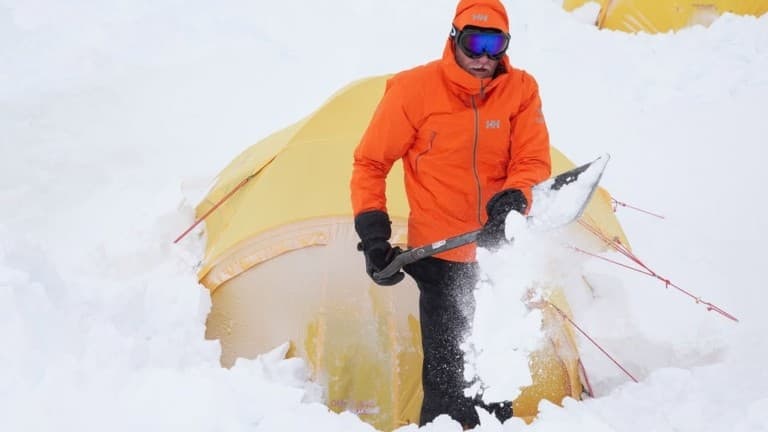 The man who travels to the middle of nowhere