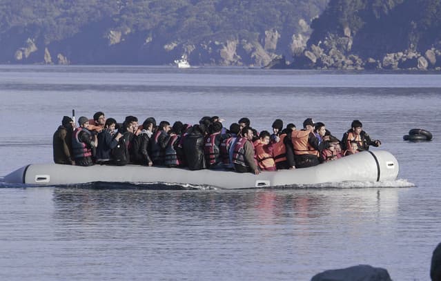 Migration Minister Plevris Discusses Illegal Migration with Italy and Spain