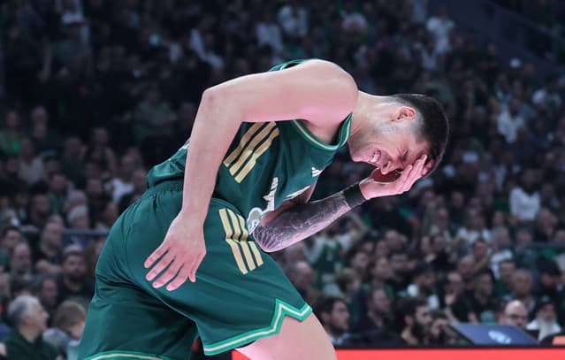 Ataman's 'Punishment' for Mitoglou: Excluded from Olympiacos Derby Squad