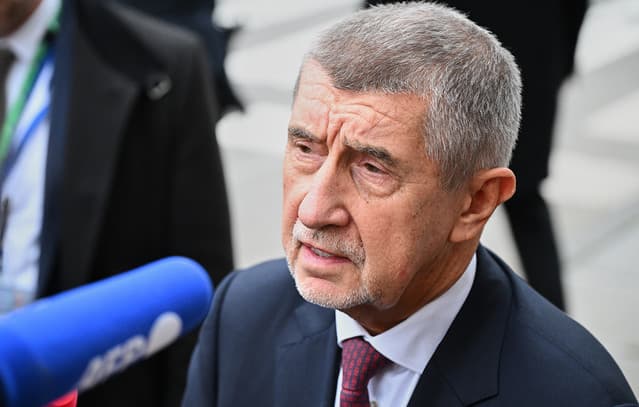 Czech Government's Defense Spending Below NATO Target Sparks Concern