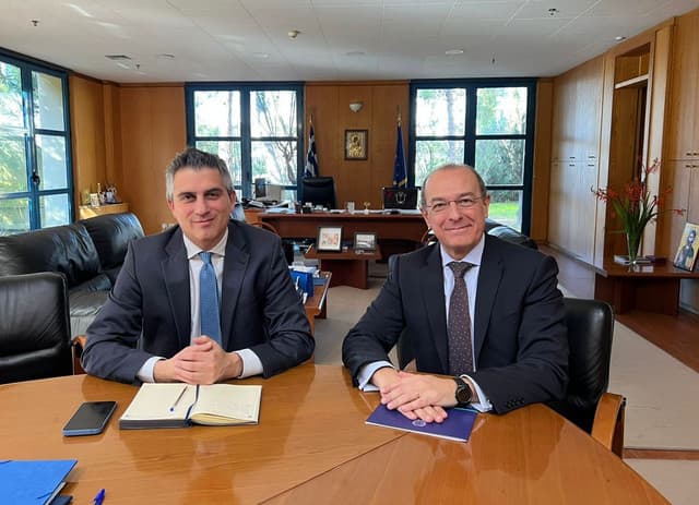 Greece and Italy Discuss Bilateral Relations in Infrastructure