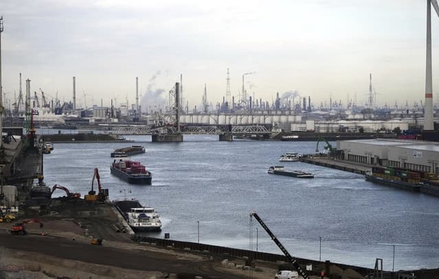 Belgium Fortifies Port of Antwerp-Bruges with Anti-Aircraft Systems