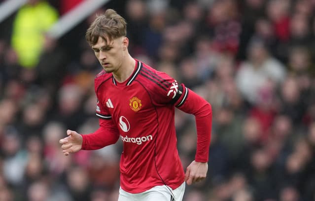 Manchester United: Fletcher suspended for 6 matches and fined for homophobic comments