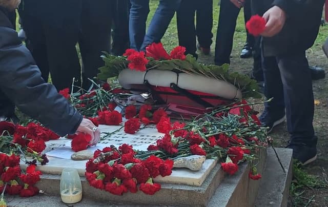 Emotion in Kaisariani: 200 Pairs of Shoes and Carnations for the Executed