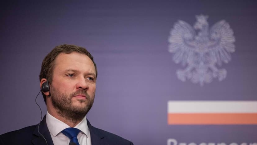 Estonian Foreign Minister Calls for Ban on Russian Military Visas to EU