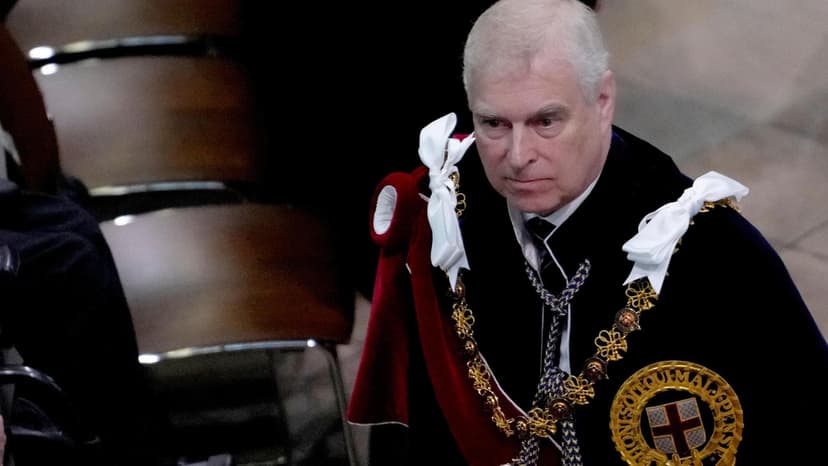 New accusations against Andrew: reimbursements for massages and RAF bases at Epstein's disposal