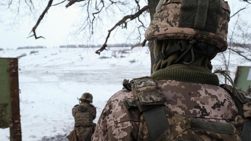 Tra nebbia, neve e parà, così le brigate d’assalto ucraine stanno sorprendendo il mondo