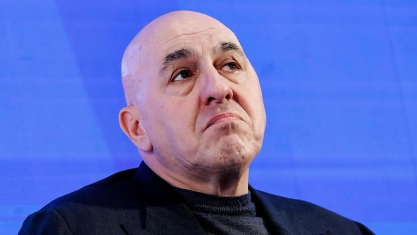 Italian Defense Minister Crosetto Faces Scrutiny Over Dubai Trip