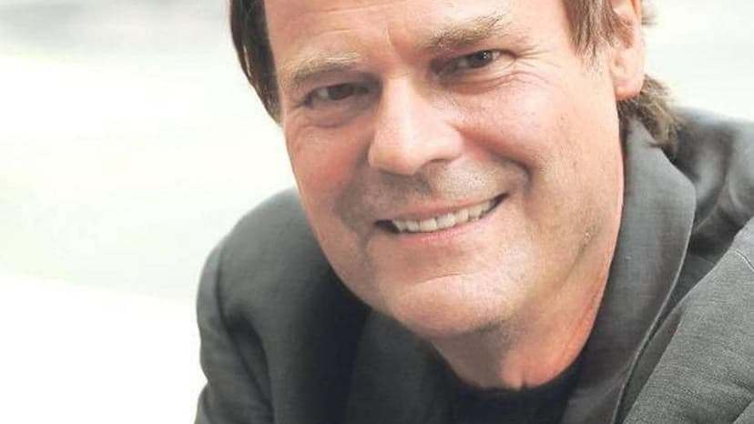 Writer Peter Schneider, who told of divided Berlin, has died