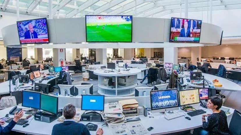 La Stampa newspaper sold to Sae di Leonardis