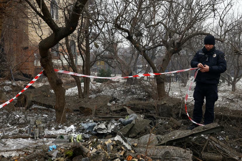 Rusija ispaljuje rakete i dronove na Ukrajinu: Mađarska prijeti...